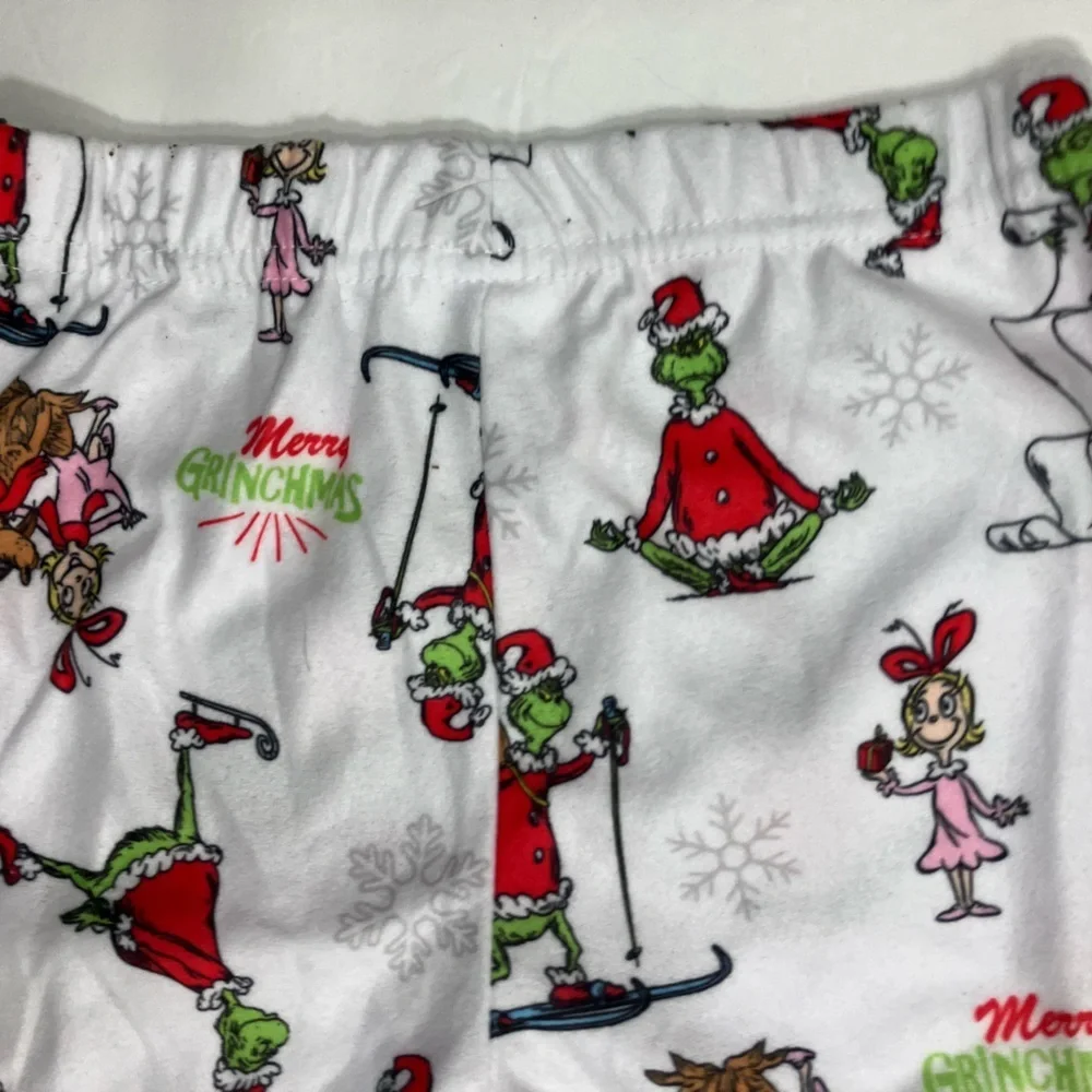 Grinch Pajamas 2T NEW